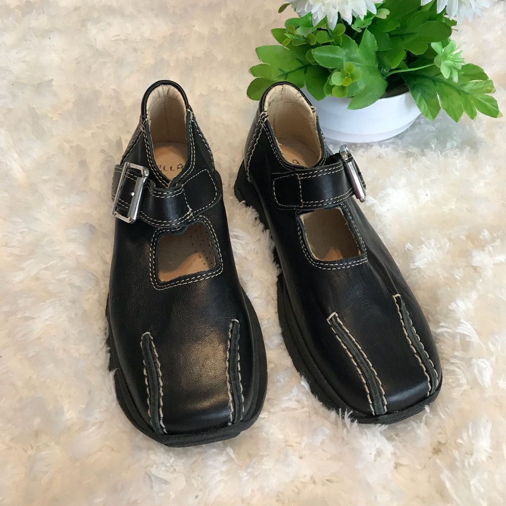 Villa Scarpa made in Italy Leather Girl shoes 28